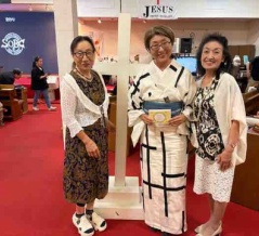 破れ格子の浴衣を初下ろし