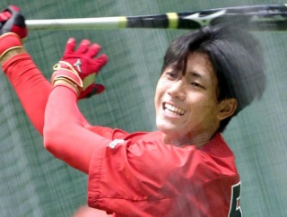 カープ堂林＆會澤がドラ6西川篤夢に打撃コーチ！「壁にぶち当たっている」若鯉に助言