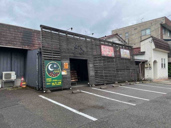 実店舗オープンへ！石川県金沢市末町にある『カレーハウス やまねこ亭』が『焼肉厨家 じんべい』での間借り営業を終了するらしい。
