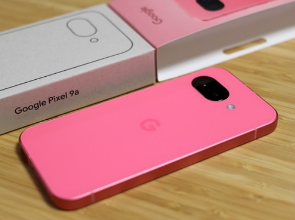 NTTドコモがFOMAからの契約変更でGoogleスマホ「Pixel 9a」を一括0円に！はじめてスマホ購入サポートの対象に追加。ファイナルキャンペーンも