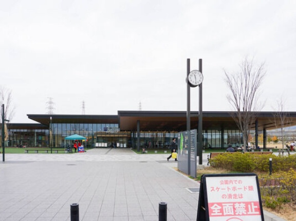 安満遺跡公園で「ハンガチマルシェ」が開催されるみたい。10月18日