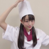 『[個別握手会] 瀧脇笙古「今日はコック長になりましたよ👩🏻‍🍳実は「SHOKO」の刺繍 入り…」【=LOVE(イコールラブ)、イコラブ】』の画像