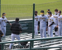 【朗報】西勇輝、茶髪に戻すｗｗｗｗｗｗ