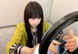 【画像】最近のこの高山一実ちゃんの髪型まじで可愛くないか？？？