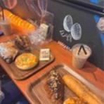 プールサイドの会話