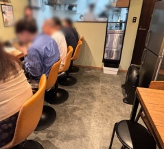 天神町につくってたラーメン店「麺や晴斗」がオープンしてる