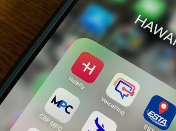 初めてハワイ旅行中のスマホ通信のためにeSIMを利用しました。実際の使い勝手はどうだったでしょうか？　オススメできる？できない？