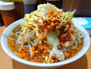 ■秋葉原の「らーめん忍者」で、デカ盛り煮干しラーメン！