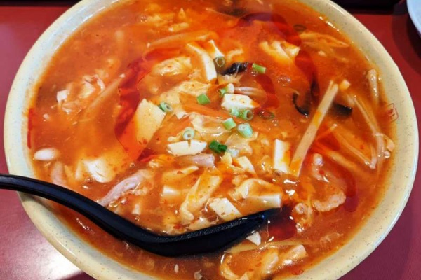 nekoちばらんち - 酸辣湯麺