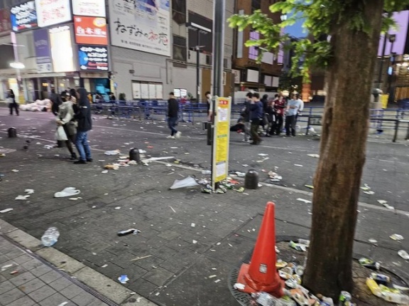外国人「東京にもこんな地獄みたいなゴミだらけの場所があるんだぞ」