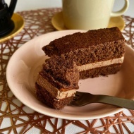 シンプルイズベストなおいしさ！老舗洋菓子店のチョコケーキ