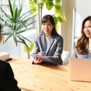 キャリアコンサルタント資格は働きながら取れる？忙しい社会人が失敗しない学び方を解説