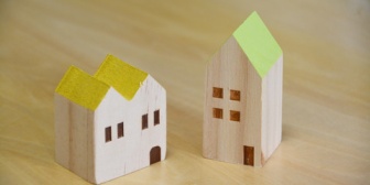 妻の実家の近くに家を購入してしまって後悔している…妻が実家にばかり頼り、それが目に余り疲れてきた。