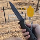 ナイフの柄に仕込み銃。6連発リボルバーが仕込まれたナイフ