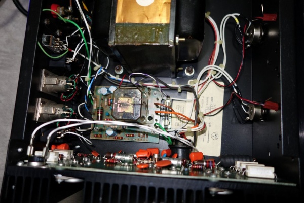 アンプジャンカーのblog - BGW Pro Power Amp 250D