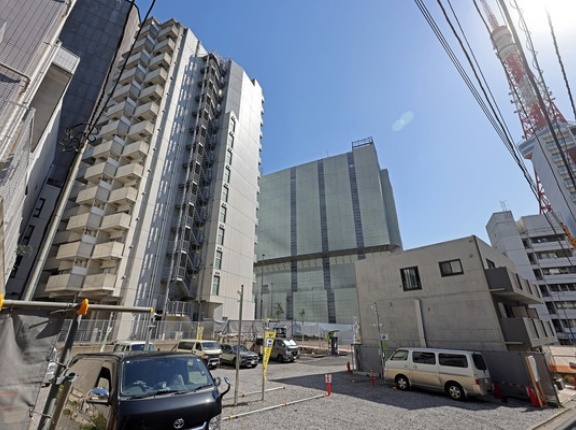 地上19階、高さ72.5m「(仮称)麻布台 Residence Project」の建築計画のお知らせ設置！東京タワー近くにタワーマンション