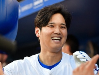 大谷翔平って野球だけで一生遊んで暮らせる金貰えるのに