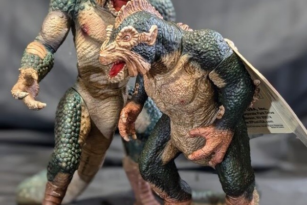 恐竜怪獣大進撃～ソフビフィギュアの収集とメルカリ出品 - 金星竜イーマ