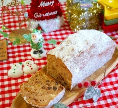 1番のお気に入り♪今年のシュトレン（骨折前に作ったものｗ）