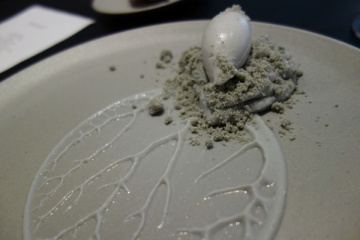 Restaurant A.T（パリ）