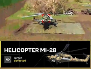 ウクライナ軍、駐機整備中のロシア軍Mi-28攻撃ヘリ・Mi-17輸送ヘリにドローン攻撃で撃破！