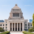 【給付付き税額控除】まず現金給付を導入　税額控除は当面見送り