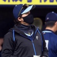 新庄剛志監督、温泉に行く