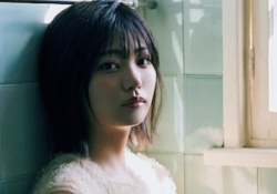 講談社から3/17発売の写真集ってアルノじゃない？