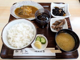 船堀「三河屋」本日ランチ（サバ味噌煮など）