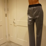 『MSGM（エムエスジーエム）ウールストレッチシガレットパンツ』の画像