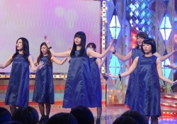 【乃木坂46】・・・衣装、もっとマシなのなかったのかよ・・・・・