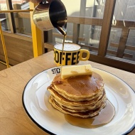 【祇園四条】思わず見惚れる美タワー✨「Sticks Coffee」の絶品バターパンケーキ