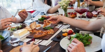 趣味での集まりの食事会で幹事を引き受けた時に、メンバーの一人から「いつもちょっと予算が高すぎる」と言われた。年に2回くらいだし、賛同はできなかったんだけど…