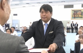 へずまりゅうのおかげで中国人達が『日本へ旅行に行かない運動』開始　もうこれ人間国宝だろ