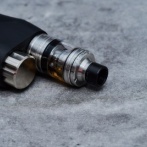 【警告】研究者『加熱式たばこを吸ってる人、なぜか職場で転倒しやすい』