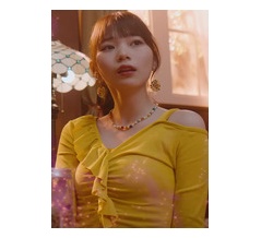 岡本姫奈のグラビア