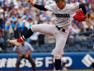【神奈川】横浜・織田翔希が圧巻の完投勝利！9回にこの日最速157キロ　怪物が聖地へ　 横浜11-1桐光学園 2年連続22度目