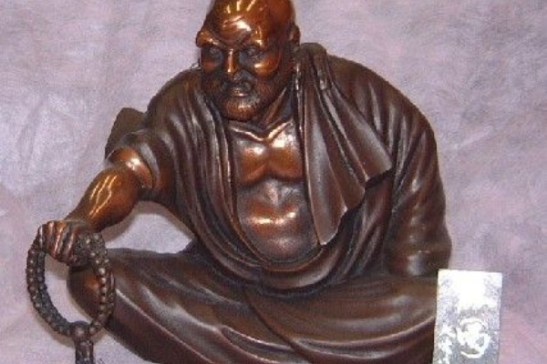 高岡銅器、達磨大師 送料無料】 開運ダルマ 純金メッキ / 置物 幸運