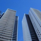【悲報】東京の高層マンションで『恐ろしい事故』が発生してしまう・・・・・