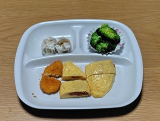 アボカドの冬支度をしました…🥑