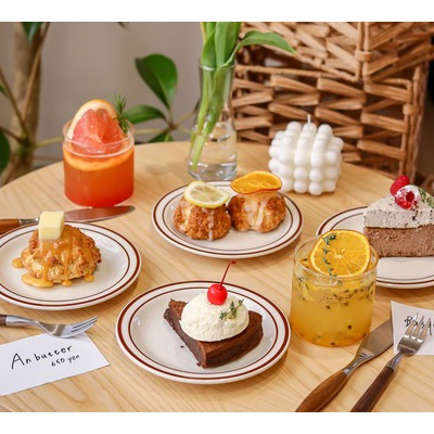 大阪 東大阪 白を基調としたおしゃれなカフェ Latte アンドラテ ひー カフェきろく Powered By ライブドアブログ