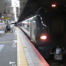 奈良駅で 当駅止の通勤特急 「らくラクやまと」 を撮る （発車標＆まほろば 「悠久」 車両） 【2026年7月】