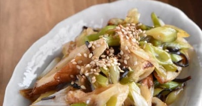 簡単おつまみ♡ちくわと長ネギの塩昆布炒め