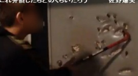 【動画】生配信者同士でトラブル！ ウナちゃんマンに挑発された鶴乃進が自宅襲撃、バールでドアをボコボコにして警察沙汰に