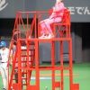 札幌ドームに真っ赤な新ビッグボスステージ出現　稲葉GMとともに王柏融へ直接打撃指導も