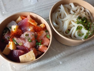 鹿さんに遭遇します。と、ターコイズな波石つくりました。