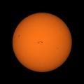 雲間に浮かぶ上弦の月（月齢7.0） ☆彡