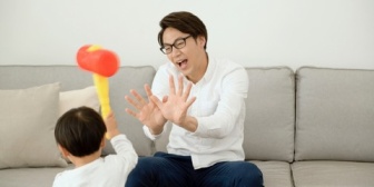 【パパ感動】5歳の息子を怒ったら「パパ嫌い」って言われた。→単身赴任先へ帰る前日に「明日パパ帰っちゃうよ」って言ったら息子が…