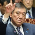 石破「8月15日に戦後80年談話は出さない」　降伏文書調印の9月2日が浮上