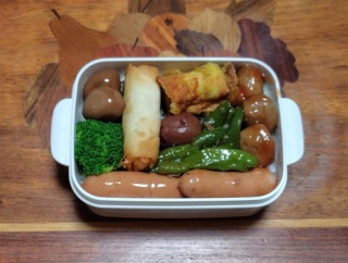 昨日の山仕事はキノコの山でした